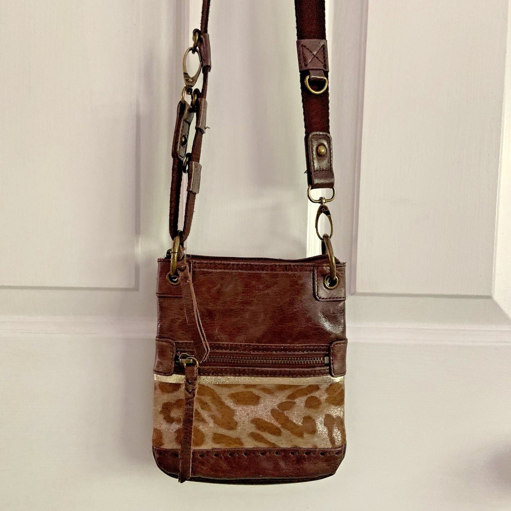 The Sak Womens Small Brown Leather Adjustable Crossbody Bag